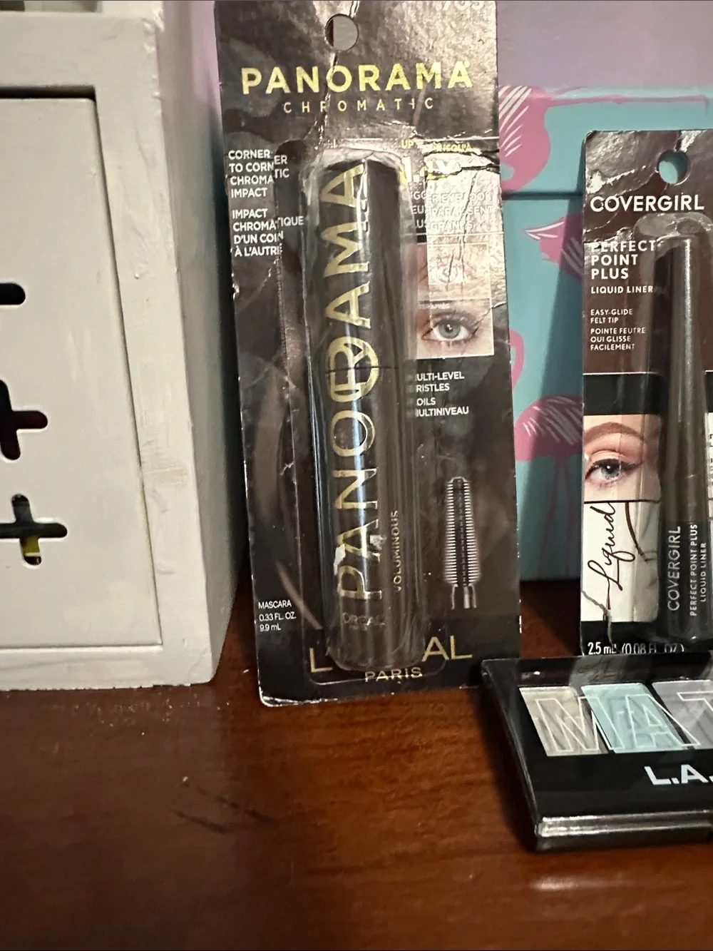 4 pc bundle of Assorted Makeup NWT